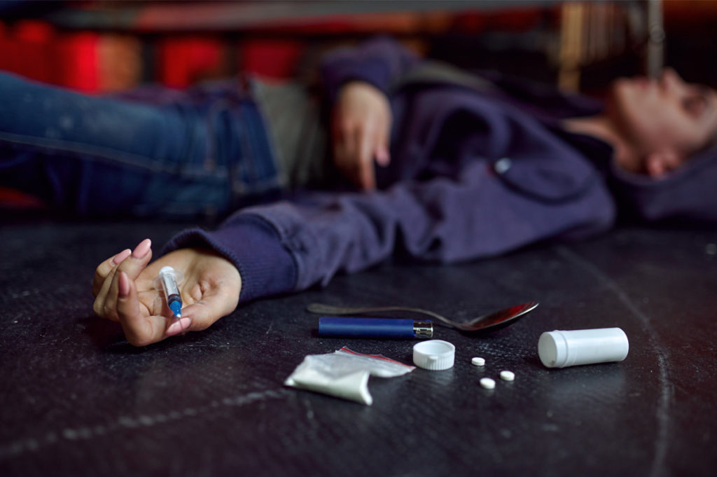 5 Ways to Prevent Alcohol and Drug Abuse in Your Teen