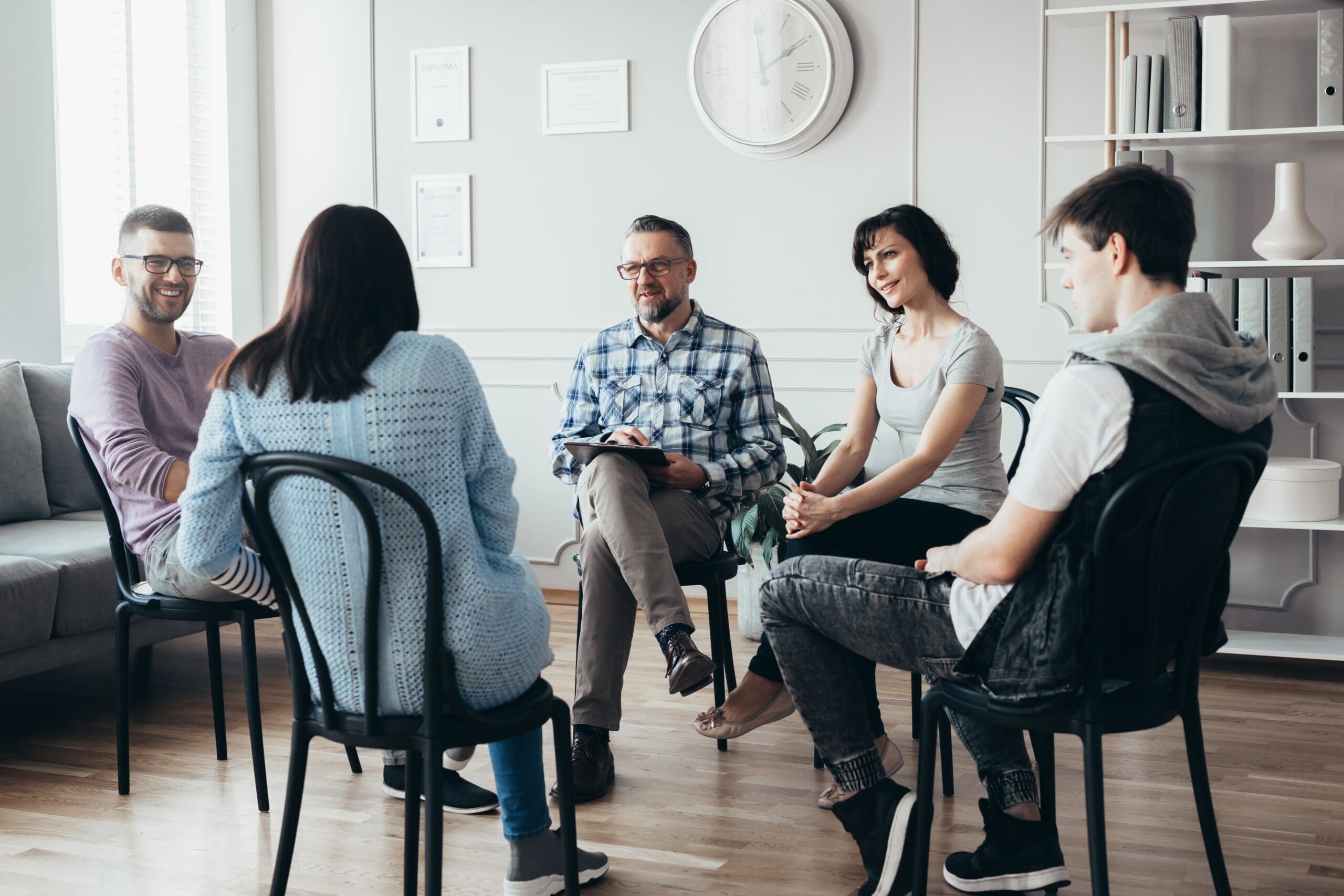 Daily tasks to prevent relapse illustrated by peer therapy session